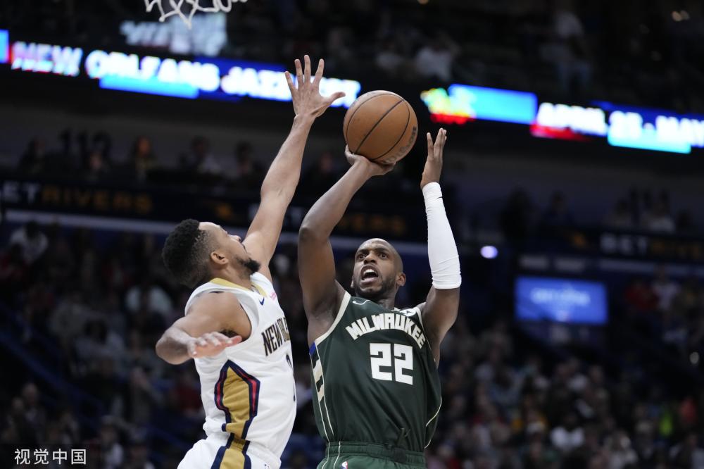 更引得全场 更引得全场