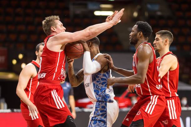 据了主动 据了主动