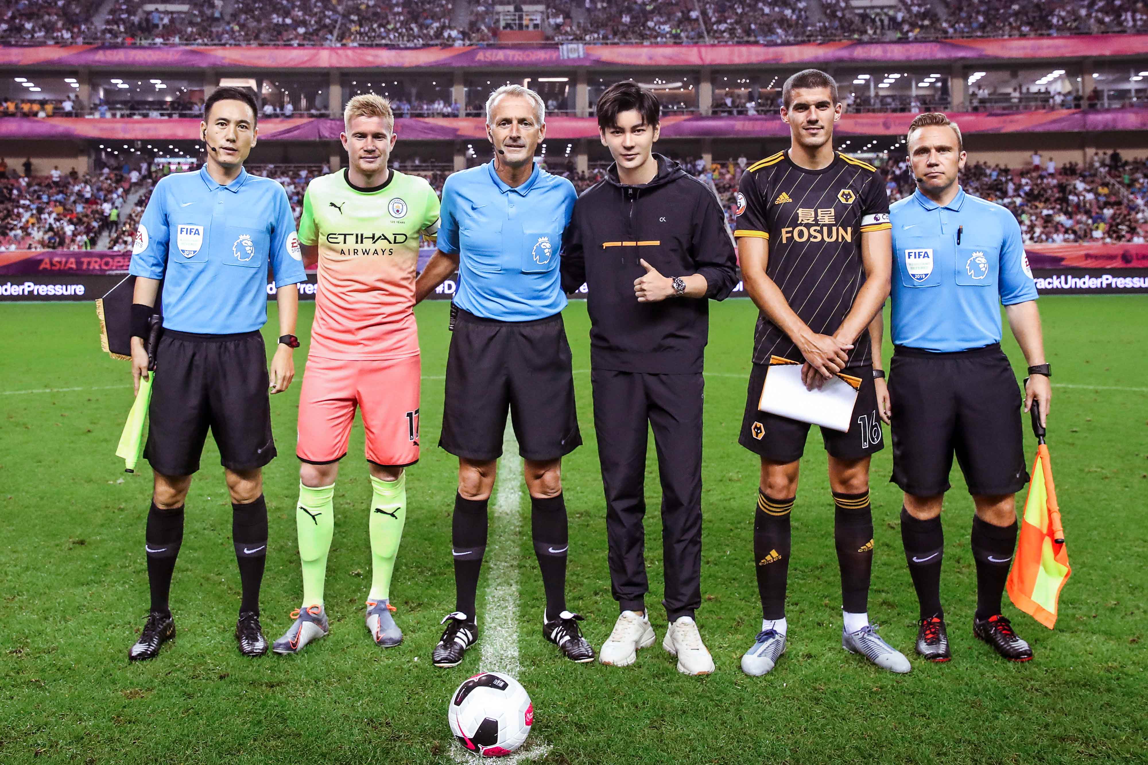 据多位随队 据多位随队