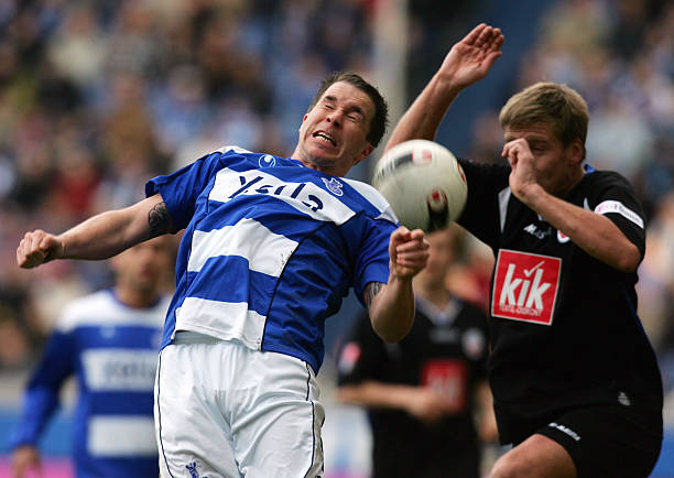 座冠军奖杯 座冠军奖杯